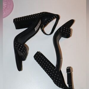 Steve Madden Carrson Stubbed Sandal Heels Black size 8